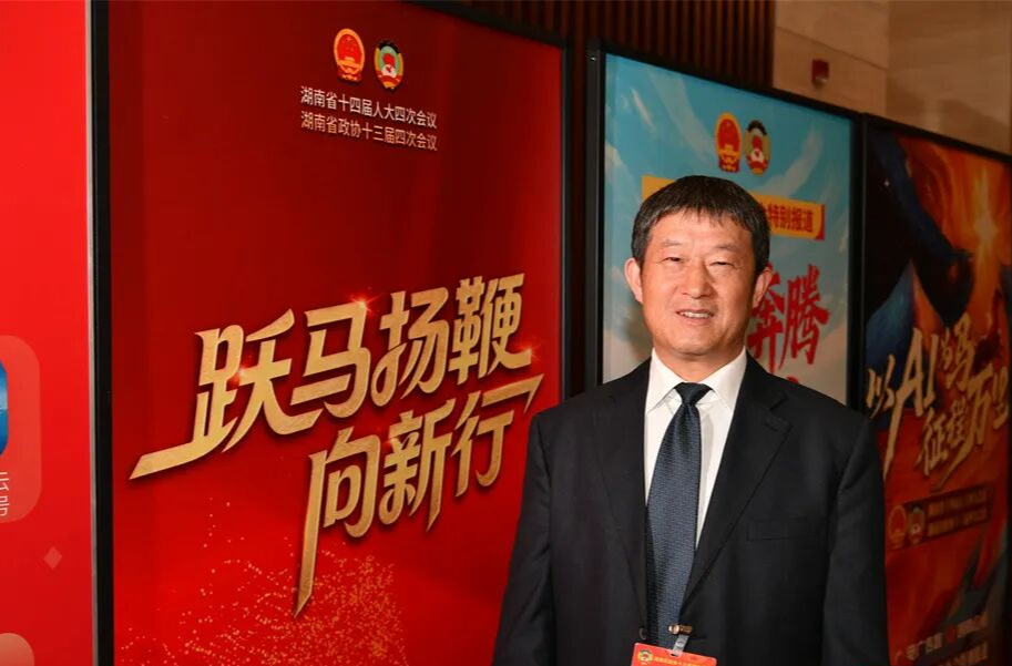 省政协委员李文：顺应时代风向，补齐AI教育短板