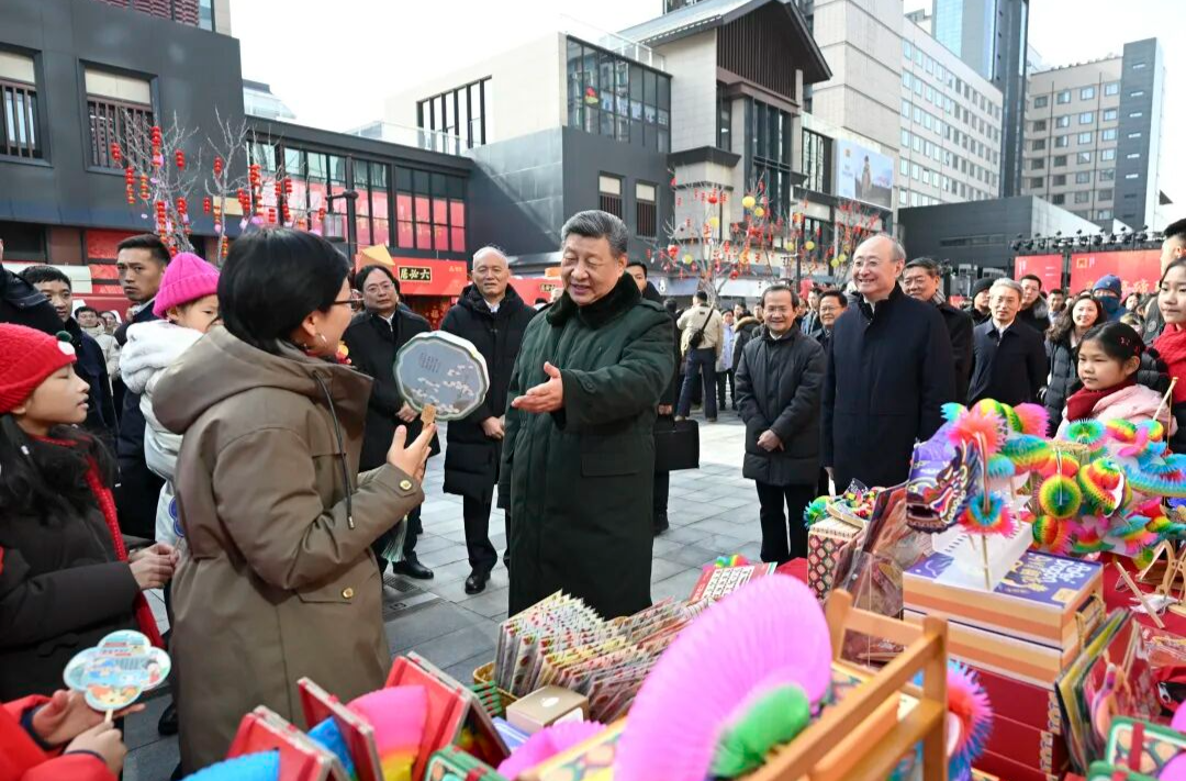 第一观察 | 习近平总书记同我们共赶新春市集