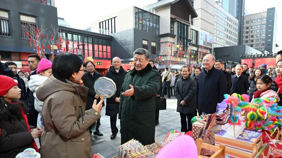 第一观察 | 习近平总书记同我们共赶新春市集