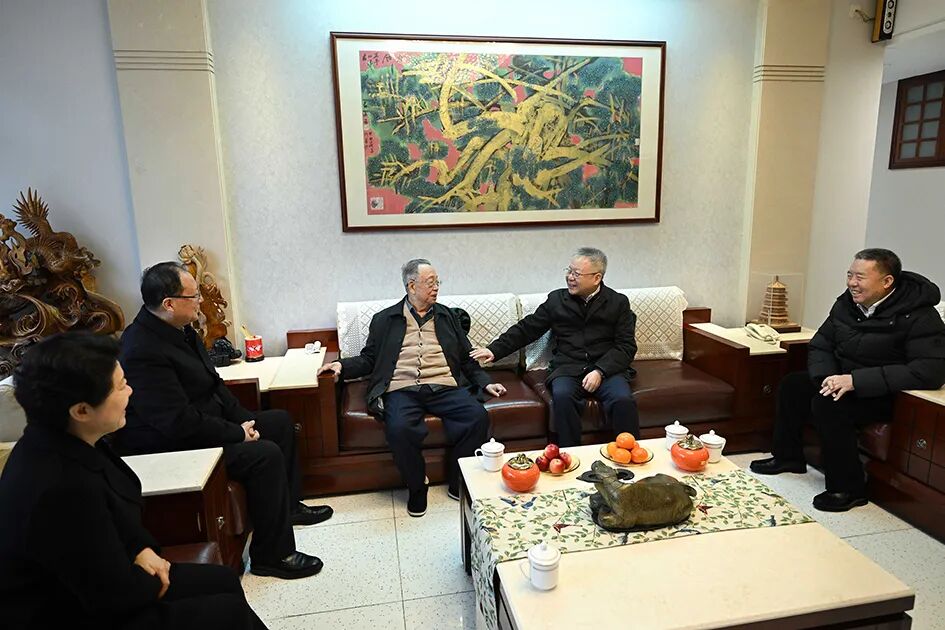 沈晓明毛伟明毛万春谢卫江等省领导看望慰问老同志