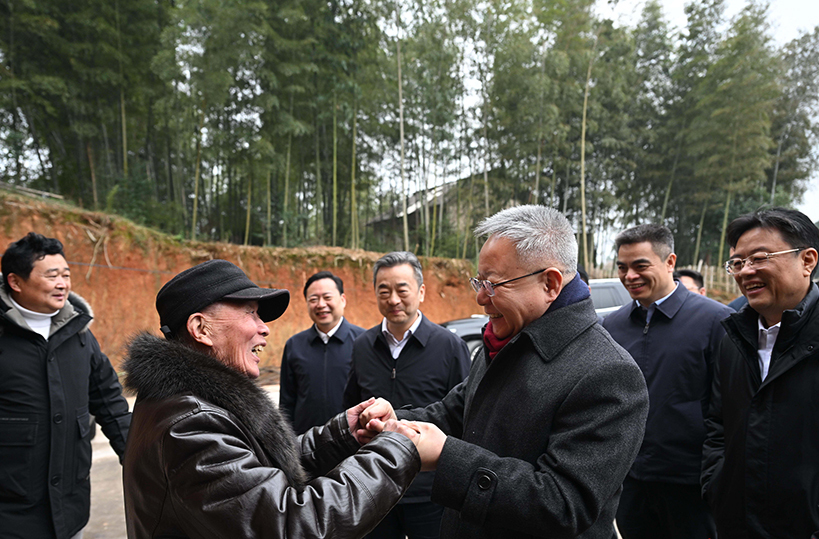 大年初一，沈晓明赴农村走访慰问