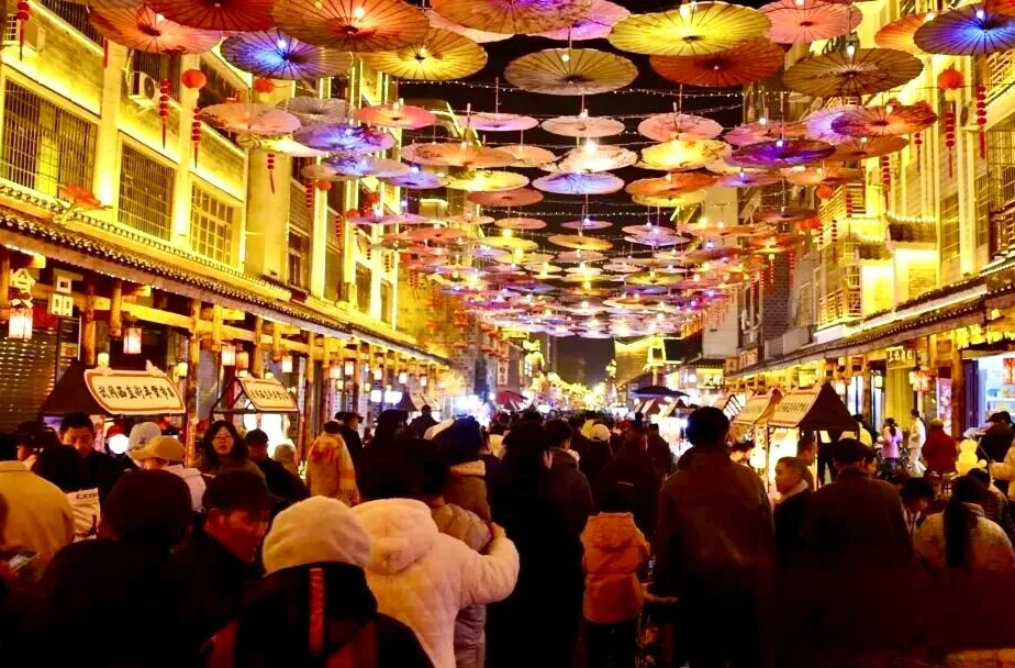 春节假期第六天，湖南客流2427.73万人次