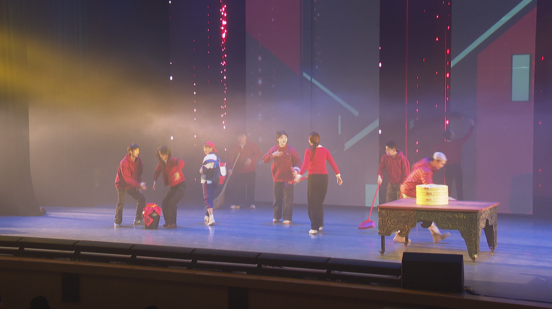 国内首部非遗神话音乐剧《夏小正・奇幻年》在长沙上演