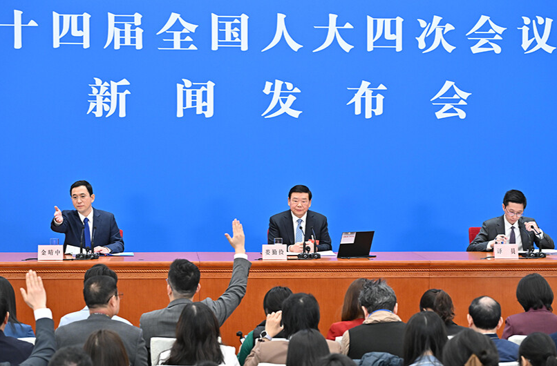 人大会议首场发布会，要点速览→