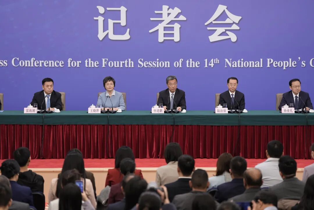 今年高校毕业生预计1270万