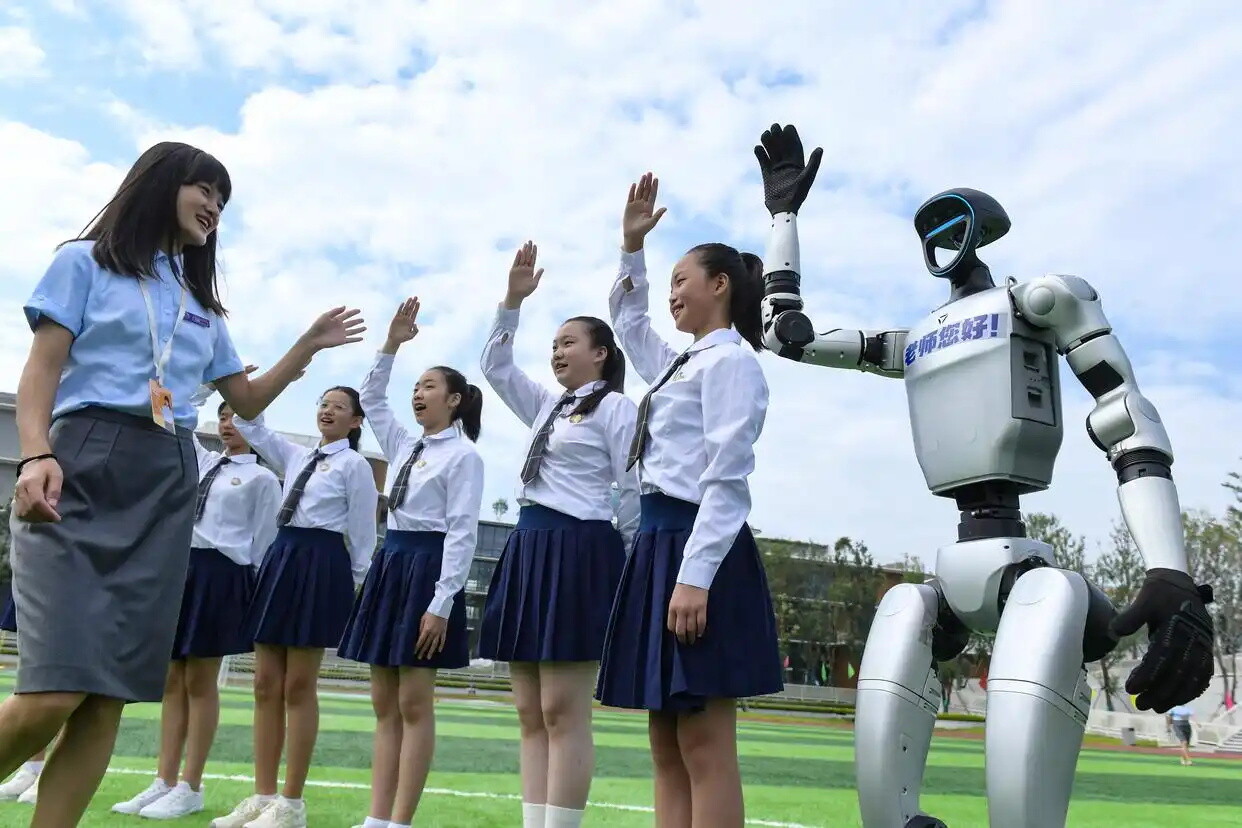 新时代大国良师怎样炼成——代表委员热议建设高素质专业化教师队伍