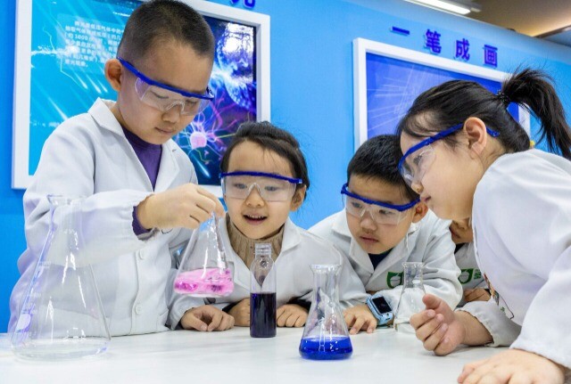 如何让“好苗子”争相“冒出来”——代表委员热议基础教育创新人才培养