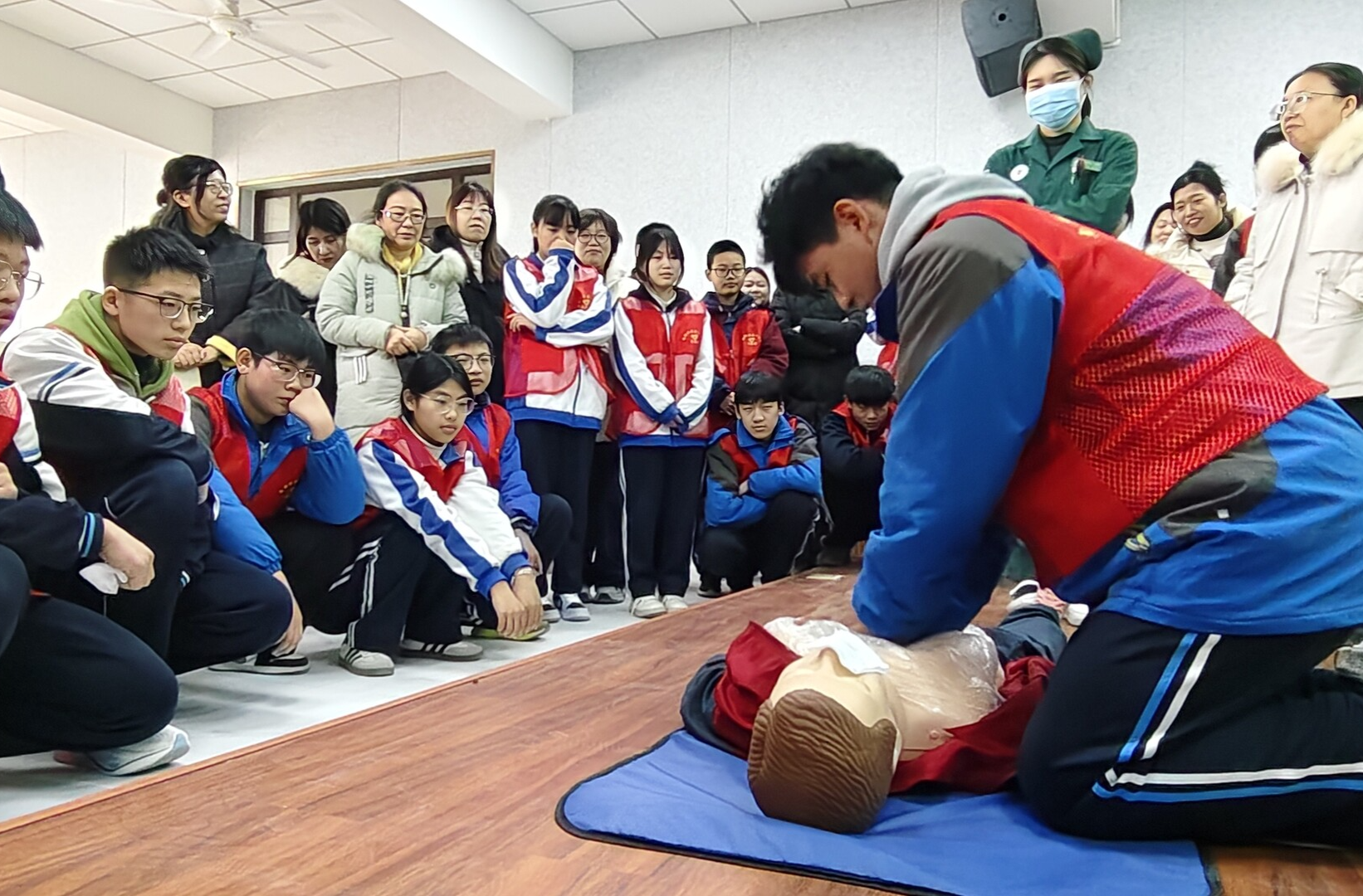教育部启动“守护生命第一课”公益项目，进一步筑牢校园急救安全防线