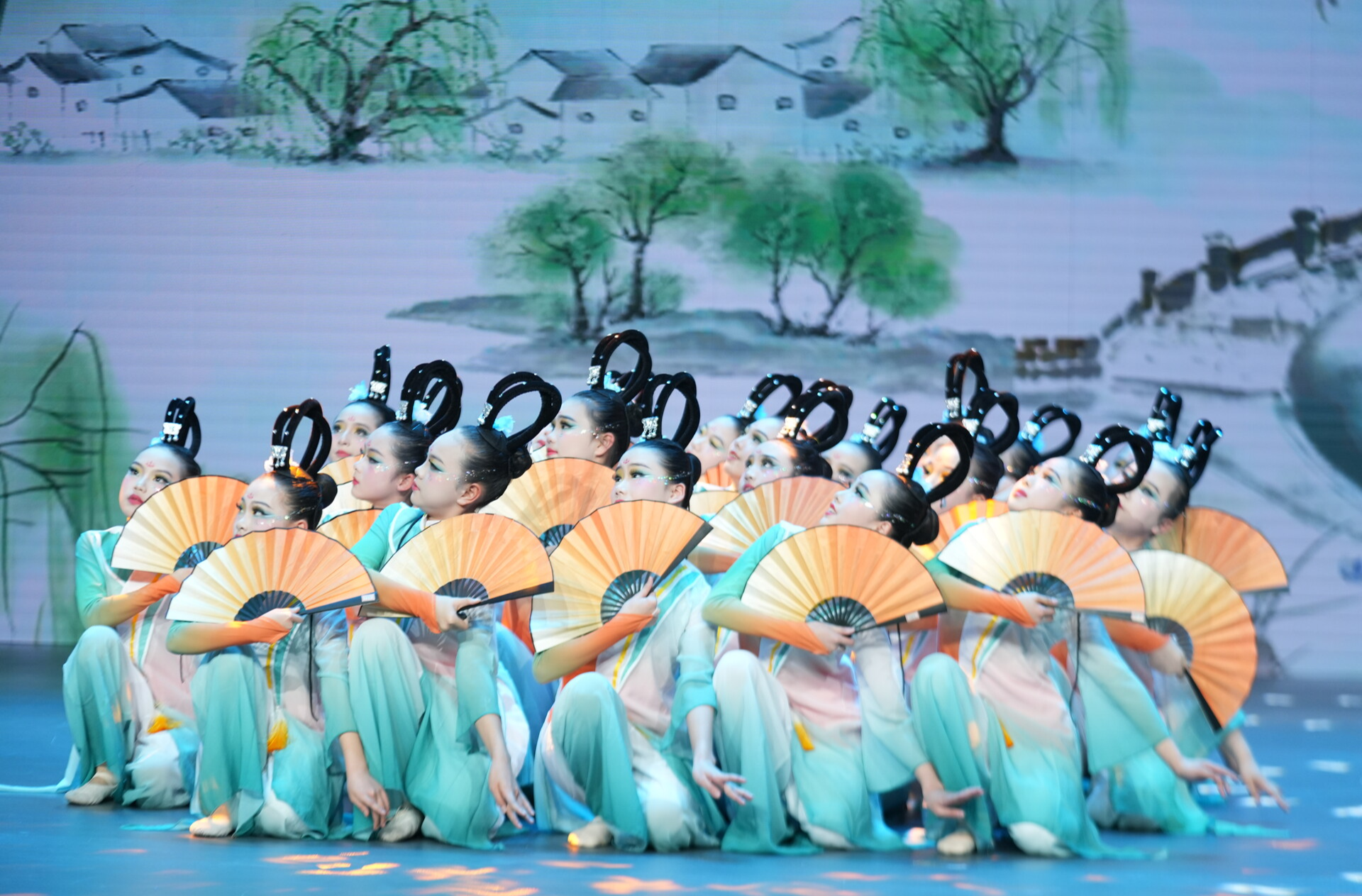 2026“花儿朵朵向太阳”少儿春晚集锦