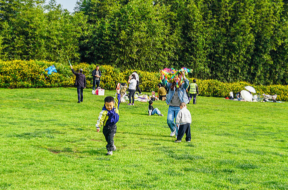 多地中小学开启春假模式，如何才能放得好？