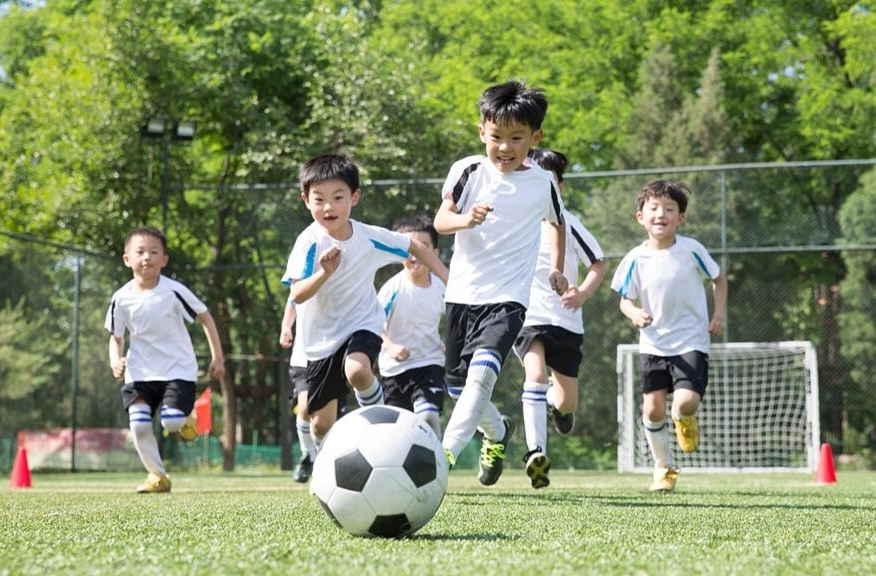 全国青少年校园足球特色学校名单出炉，湖南多所学校入选