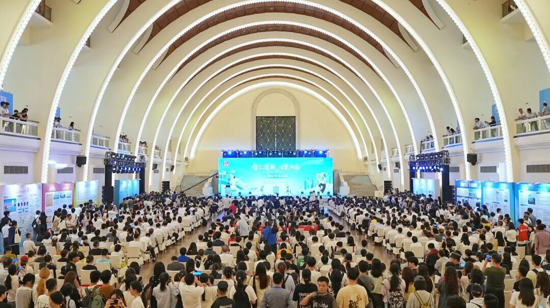 现场面试、10天内给回复……湖南再“摇人”，拒绝走过场