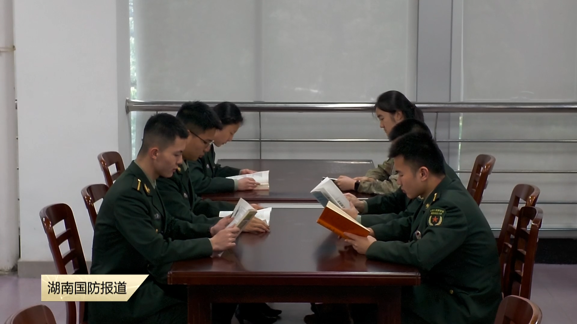 国防科技大学某学员队举办主题读书活动——在书香中筑牢强军信念