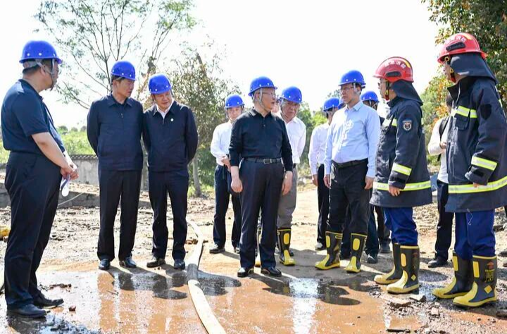 张国清赶赴湖南长沙浏阳市烟花厂爆炸事故现场指导应急救援处置工作