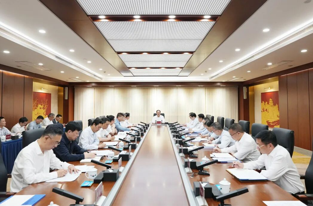 毛伟明主持省政府党组会议：深刻汲取事故惨痛教训 举一反三全面排查整改