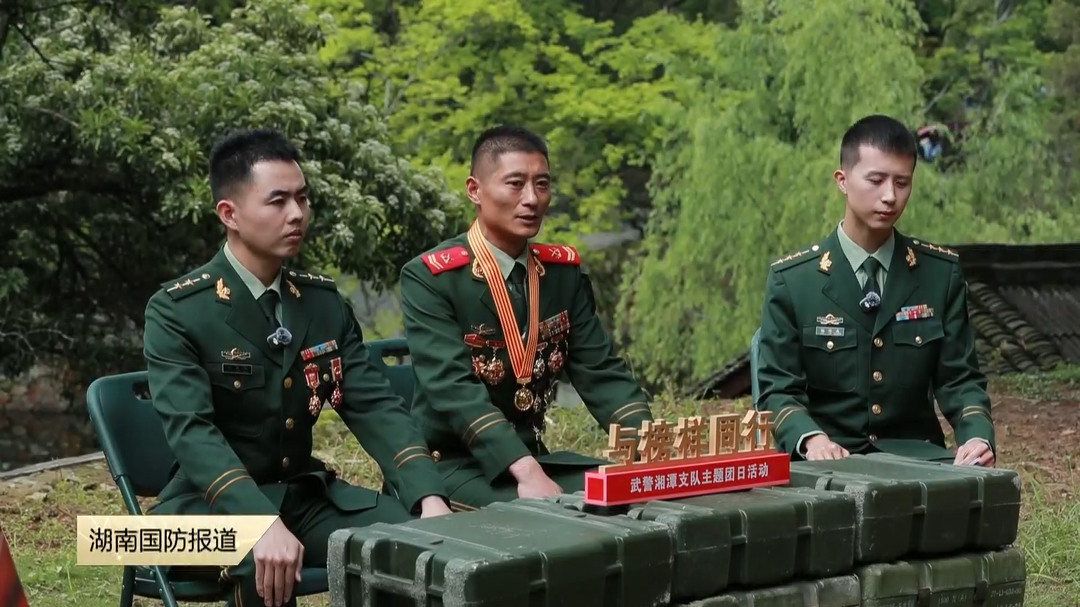 青年官兵与中国青年五四奖章获奖者孙江涛面对面
