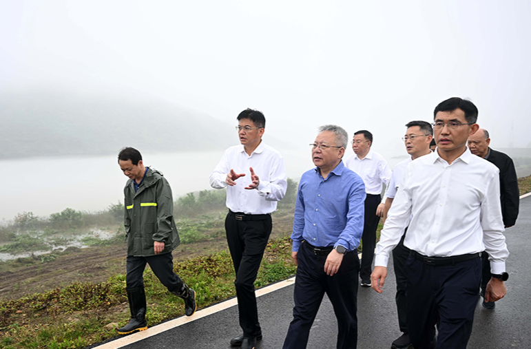 沈晓明赴常德市检查督导防汛救灾和烟花爆竹产业风险隐患排查整治工作