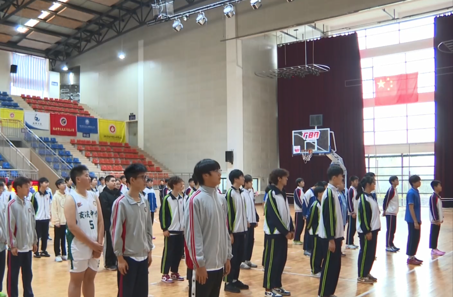 株洲市天元区：“校BA”激情开赛 500余名篮球小将角逐