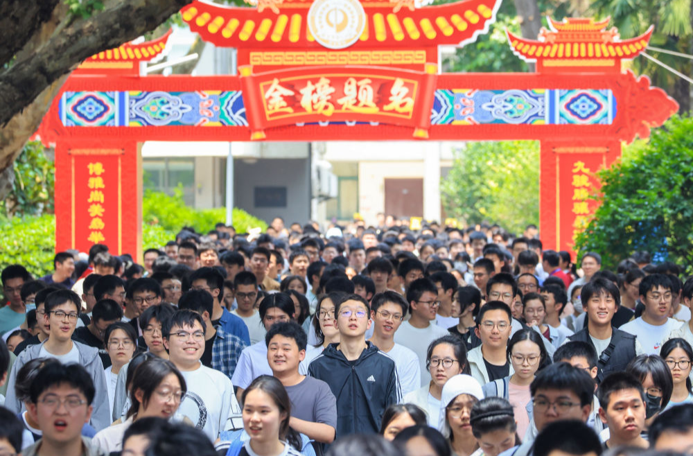 2026高考作文“上新”，折射语文教育哪些新趋势