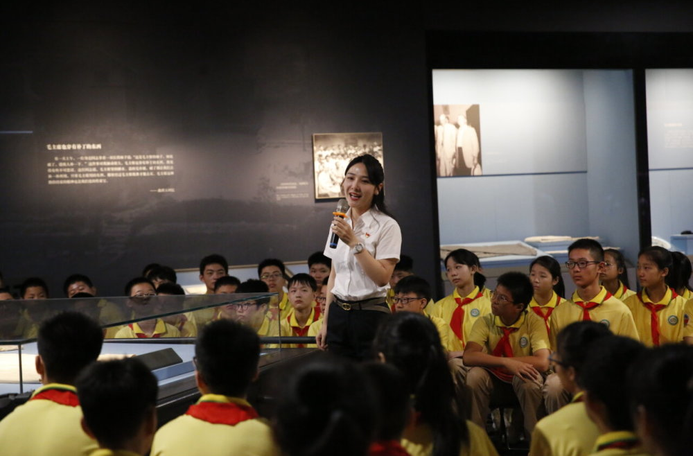 湖南大力推进大中小学思政课一体化改革——芳草润心 思政铸魂
