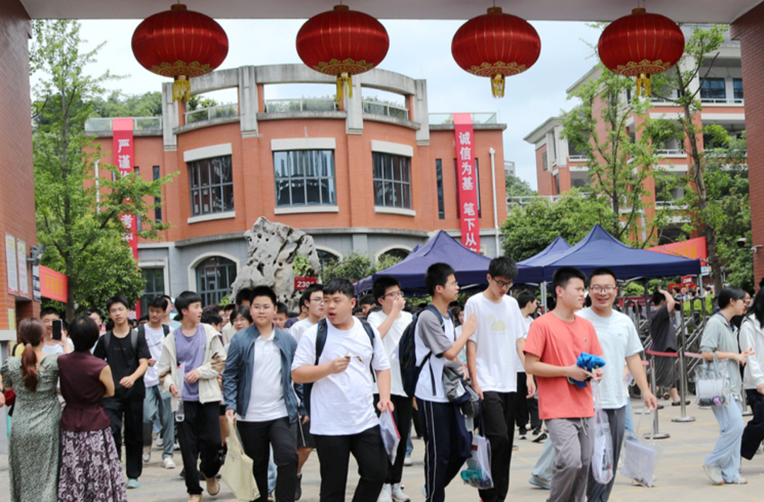 株洲市教育局致全市2026年“三考”全体考务人员、支持单位及爱心人士的公开感谢信