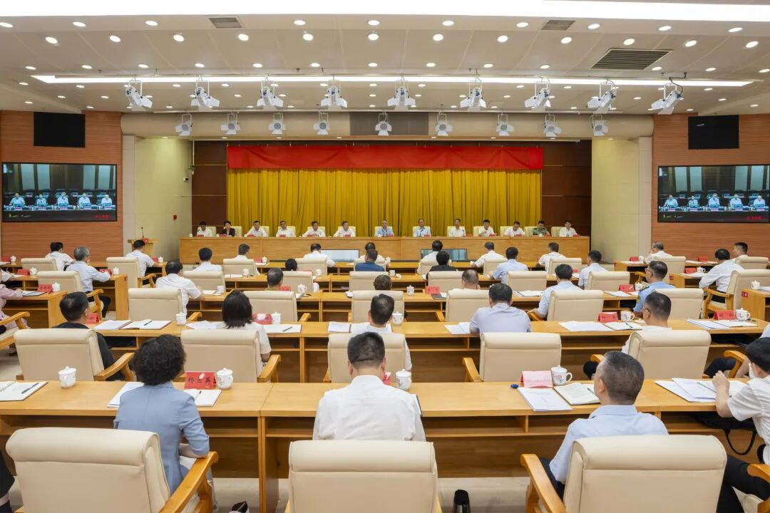 全省推进常态化帮扶持续巩固拓展脱贫攻坚成果工作会议召开 沈晓明讲话 毛伟明主持