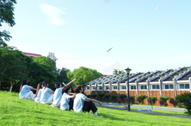 湖南校园好声音｜湖南环境生物职业技术学院唱响《一路生花》