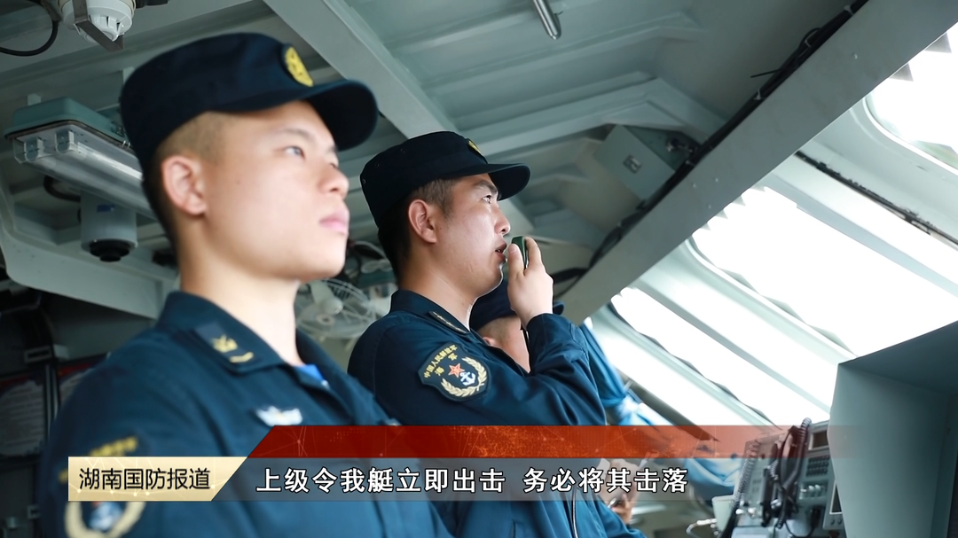 南部战区海军某导弹快艇大队开展多课目实战化训练——劈波斩浪“海上飞鲨”雷霆出击