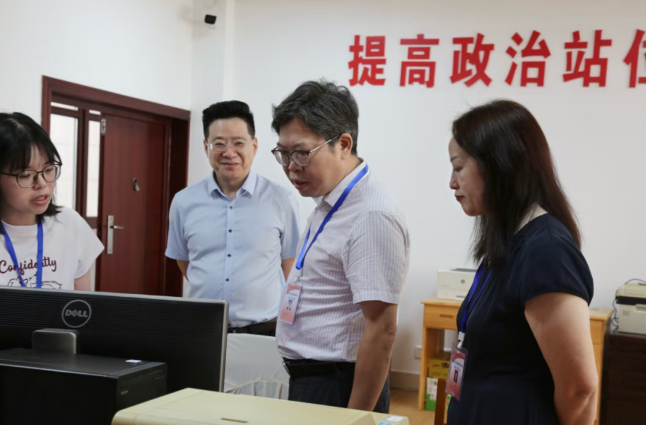 曾市南检查我省2026年普通高校招生录取工作
