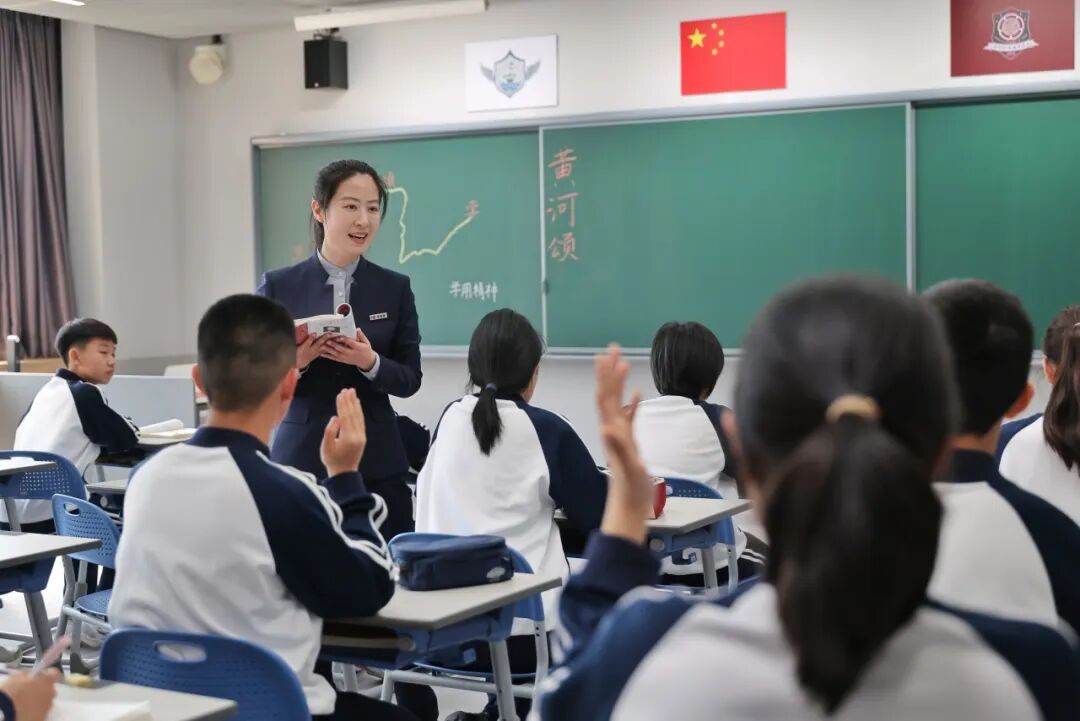 习近平总书记为何高度重视基础教育？