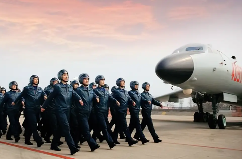 致参加空军招飞选拔同学们的一封信