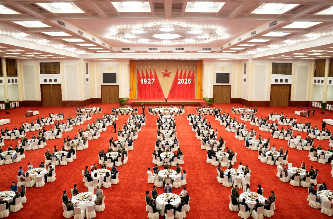 国防部举办盛大招待会 热烈庆祝中国人民解放军建军99周年