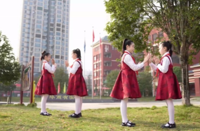 湖南校园好声音｜娄底华达学校唱响《书香里的中国》