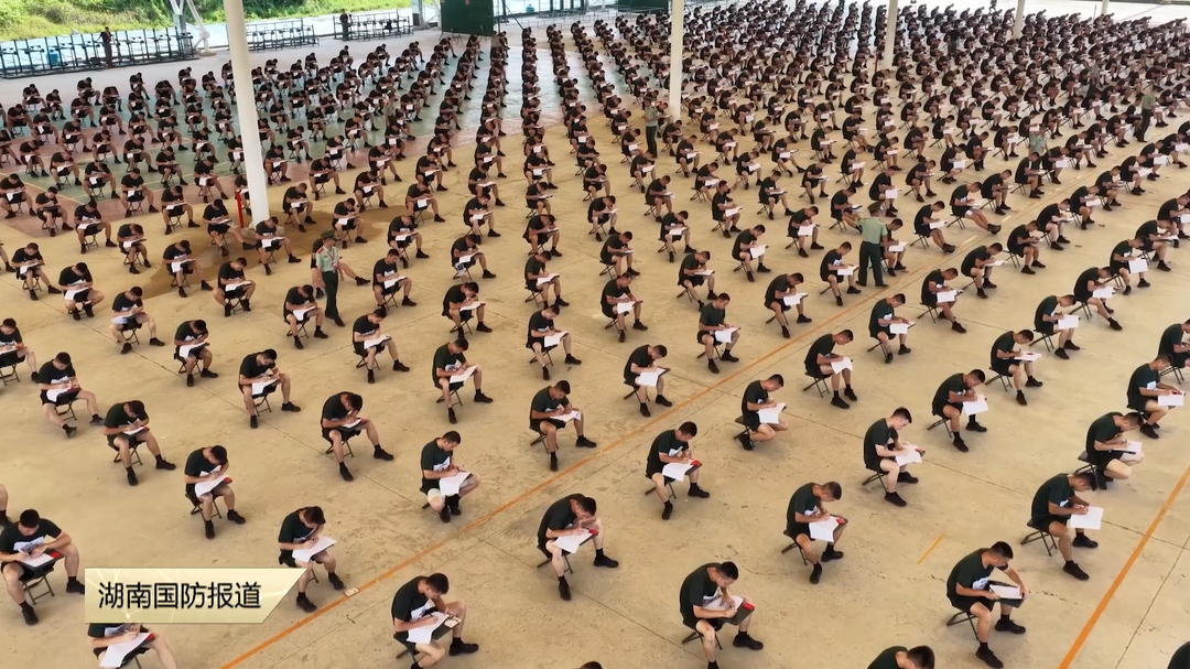 凭素质立身！ 直击武警湖南总队夏秋季警士选晋考核现场