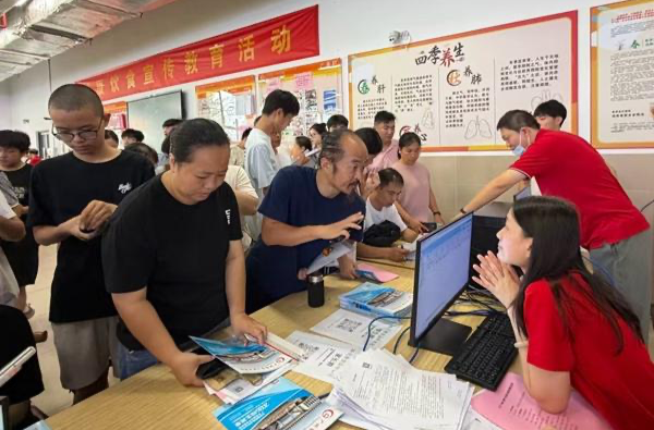 高分选职校，中职学校如何既“接得住”更“接得好”