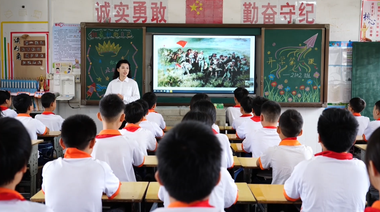 【湖南教育融媒】郴州临武县：传唱长征歌曲 红色精神浸润开学第一课