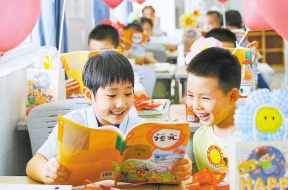 打造培根铸魂、启智增慧的精品教材
