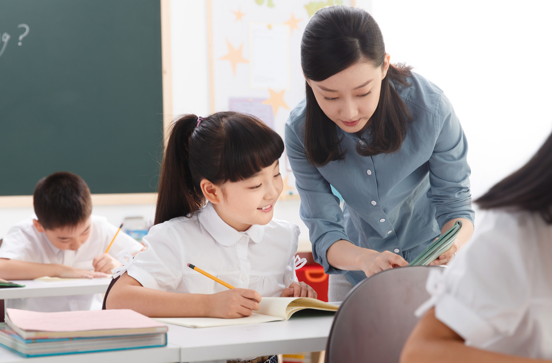 努力培养担当民族复兴大任的时代新人