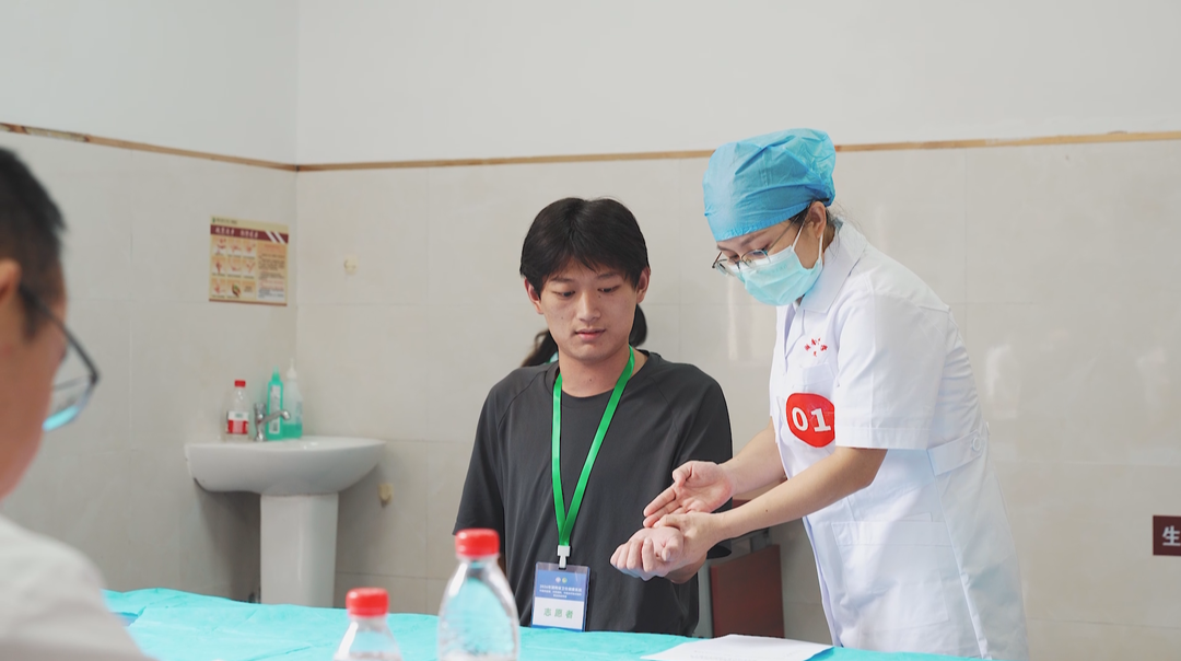 以赛促学 湖南中医职业技能竞赛“淬炼”精兵
