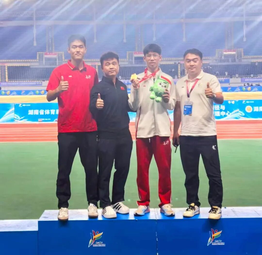 跨栏少年李想：于逆境中起跳，在担当里成长