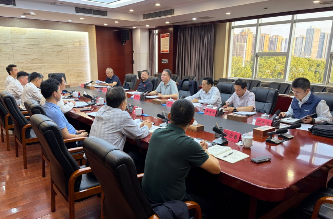 毛万春在长沙市开福区调研
