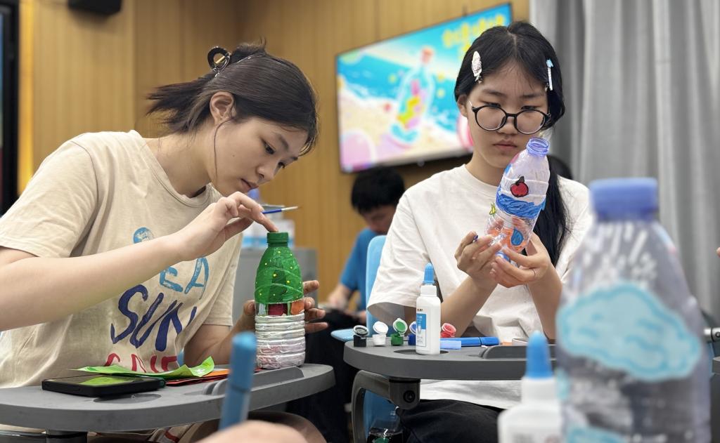 长沙航院：“遇见美丽心情” 点亮校园心灵之旅