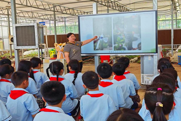 湖南环境生物职院：植物科普进校园  共筑科学教育新生态